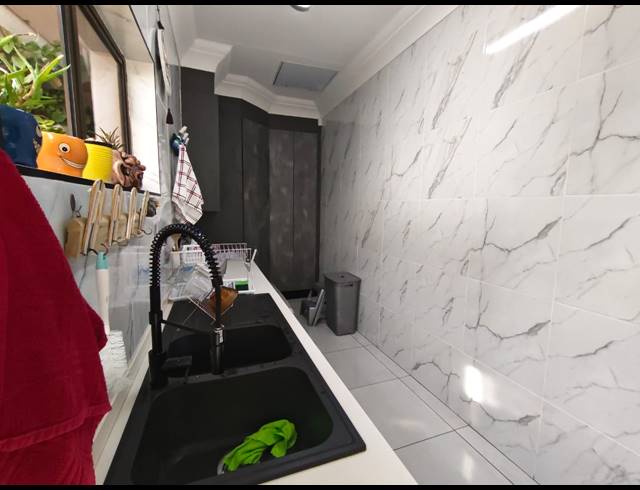 3 BEDROOM FREEHOLD FOR SALE IN NEW REDRUTH
